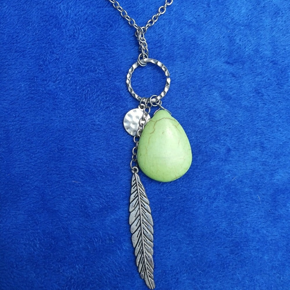 Necklace and earrings set